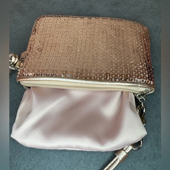 Coach Sequin Wristlet Gold Champagne Evening Clutch Sparkle Party Bag Preloved ✨ - Picture 8 of 9